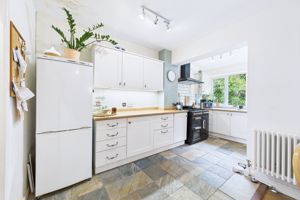 Kitchen- click for photo gallery